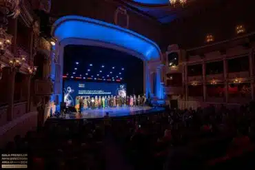 Modele în educație: directorii școlilor din România premiați pentru excelență - ave-romania.ro